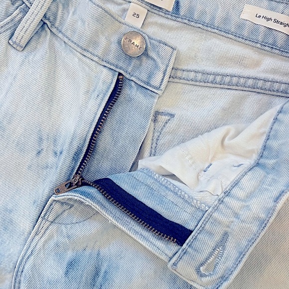 FRAME Le High Tie-Dye Straight-Leg Jeans in Cloud - Picture 7 of 16
